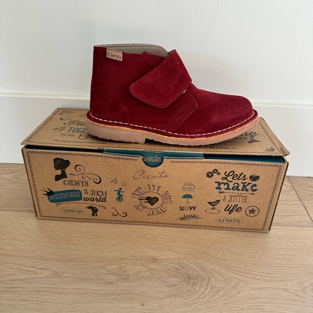 Boys chukka boots
